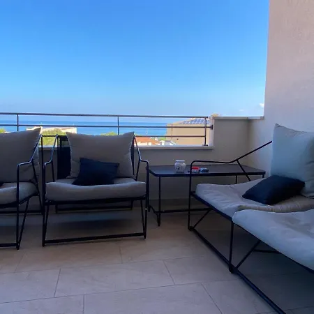 I Lentischi Apartment *