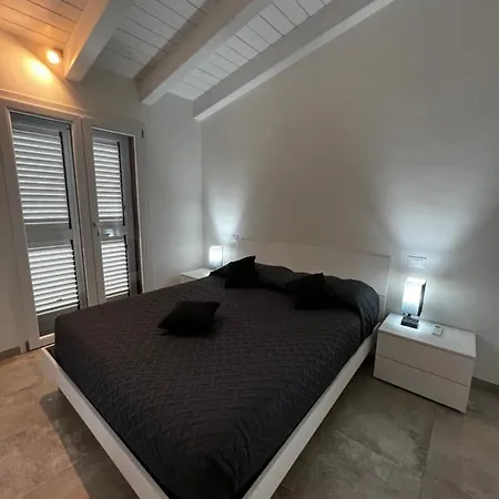 Apartment I Lentischi