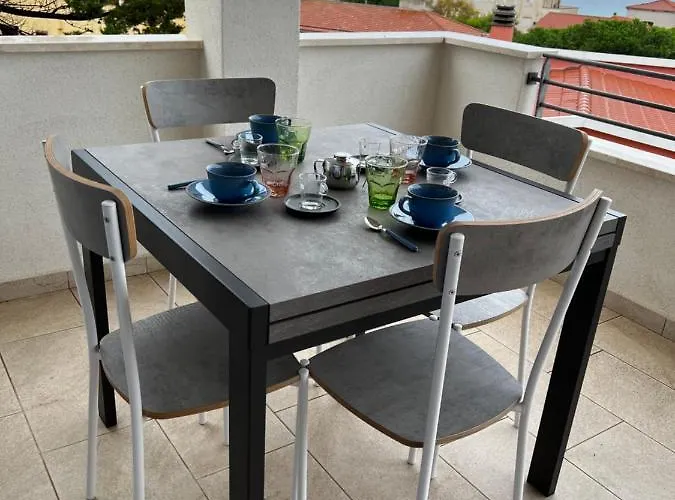 Lejlighed I Lentischi *